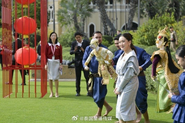 简称B席