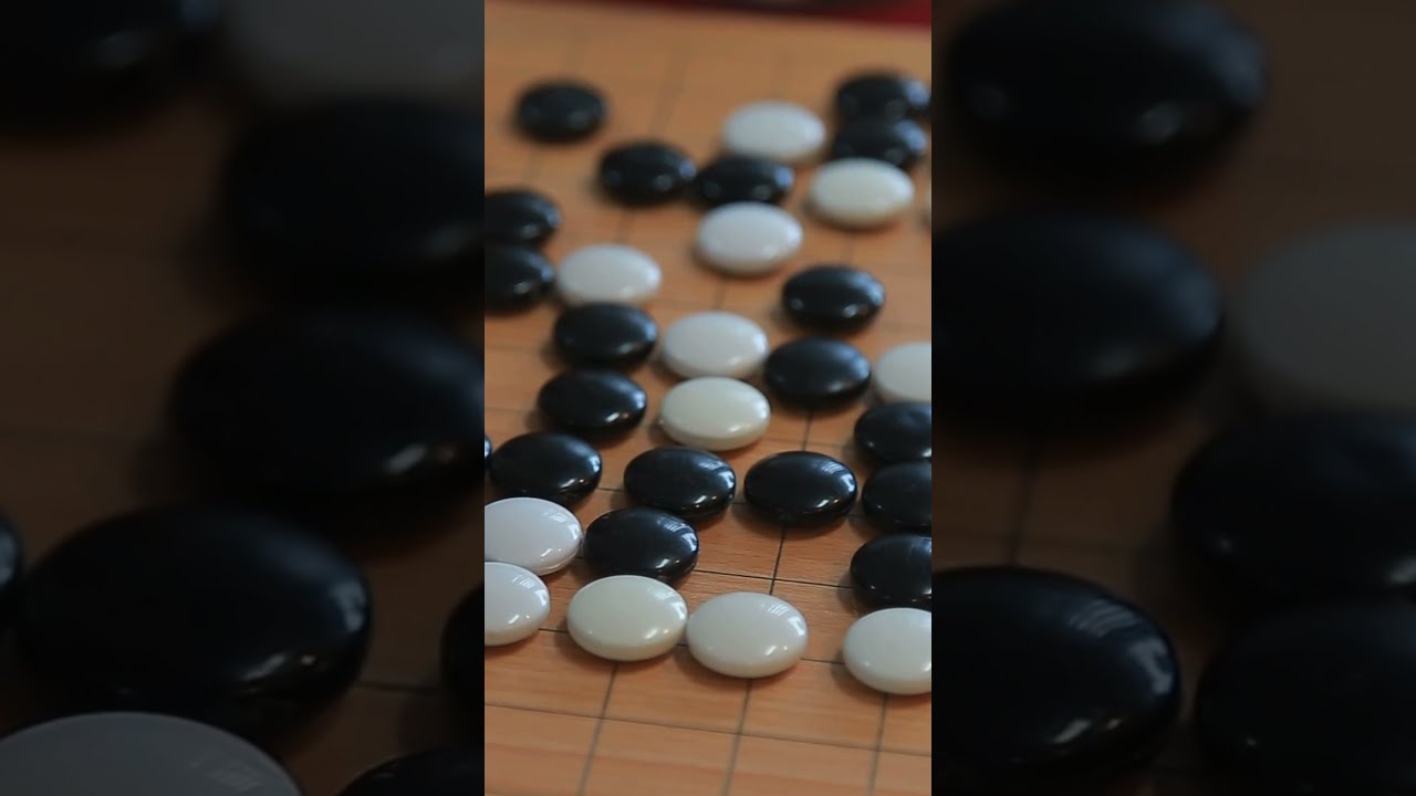 以微弱的优